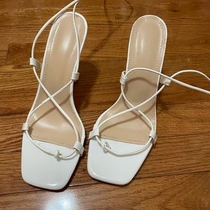 White stappy short heel